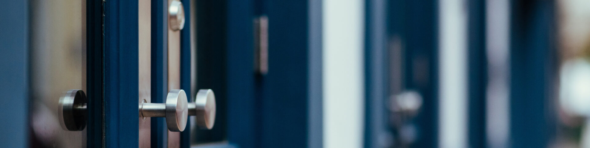 Lås och utrymningsvägar